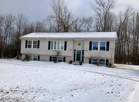 6 Eva Drive Peru NY 12972