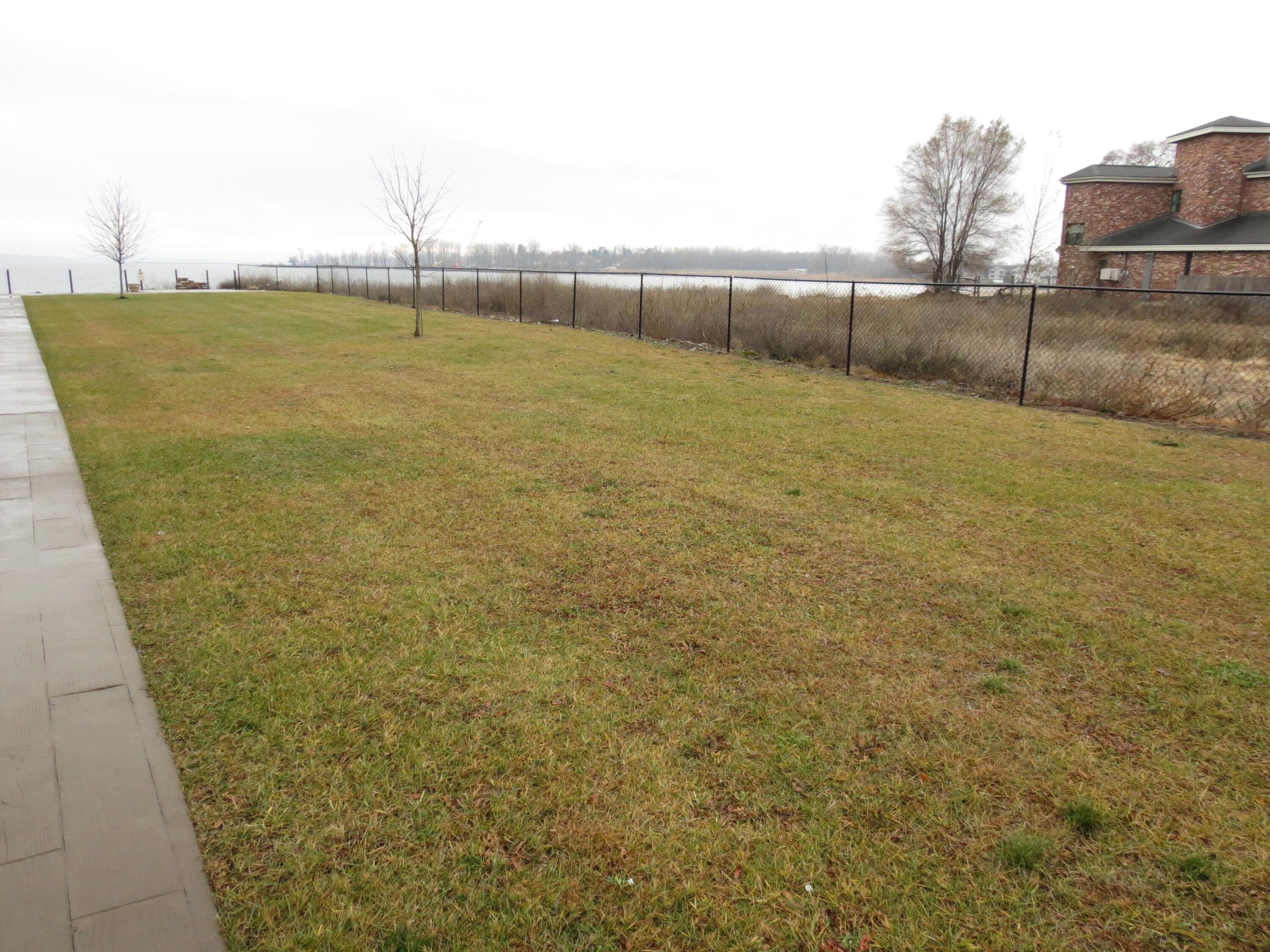 3 Lennox Way Plattsburgh NY 12901