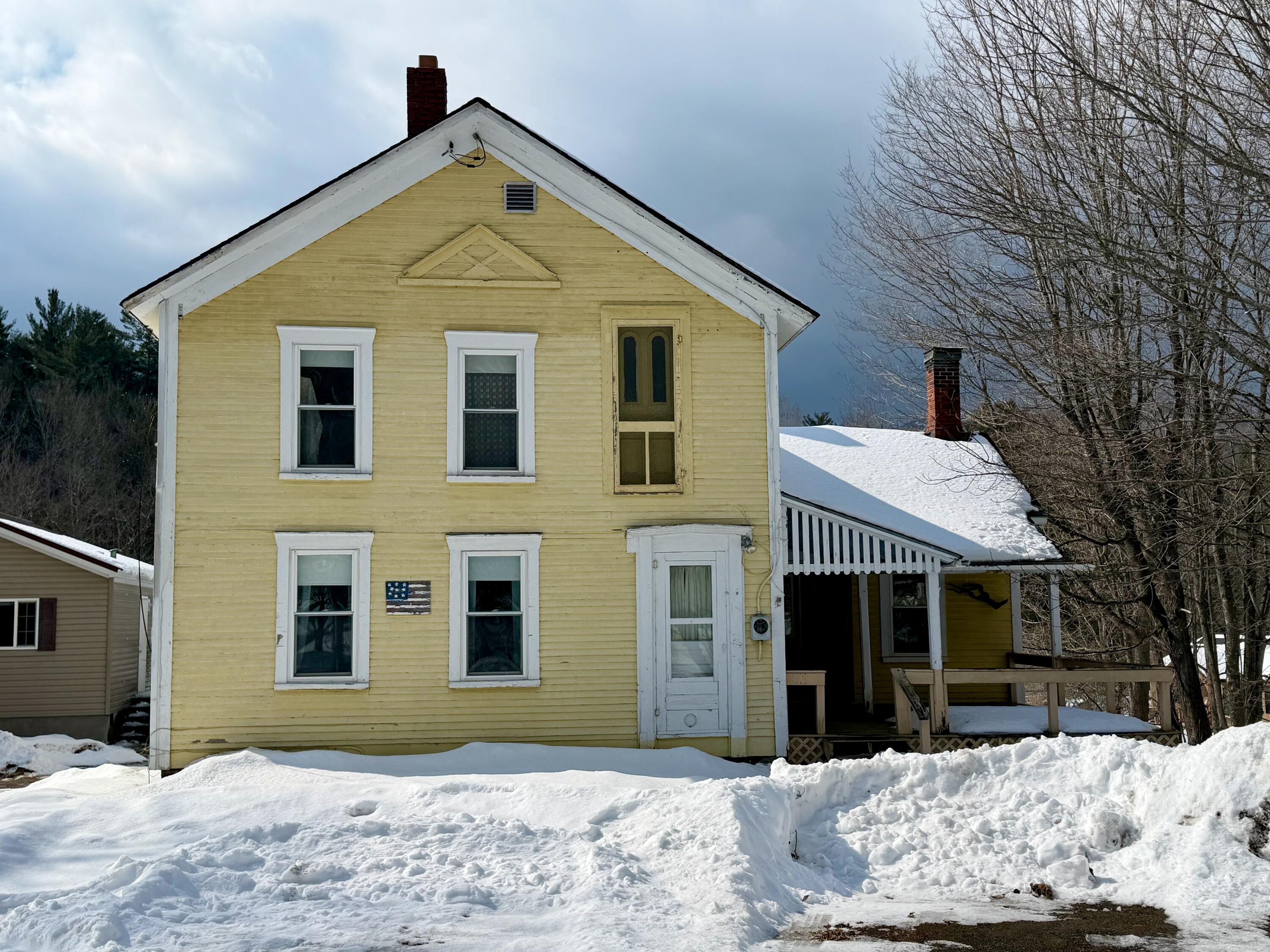 10885 Nys Route 9n Keene NY 12942