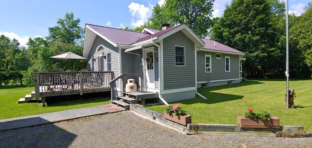 1102 Middle Road Willsboro NY 12996