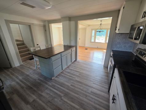 16 N Bend Street Peru NY 12972