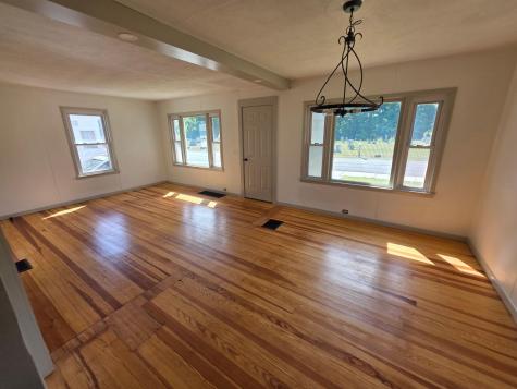 16 N Bend Street Peru NY 12972