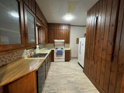 37 Slater Avenue Saranac Lake NY 12983