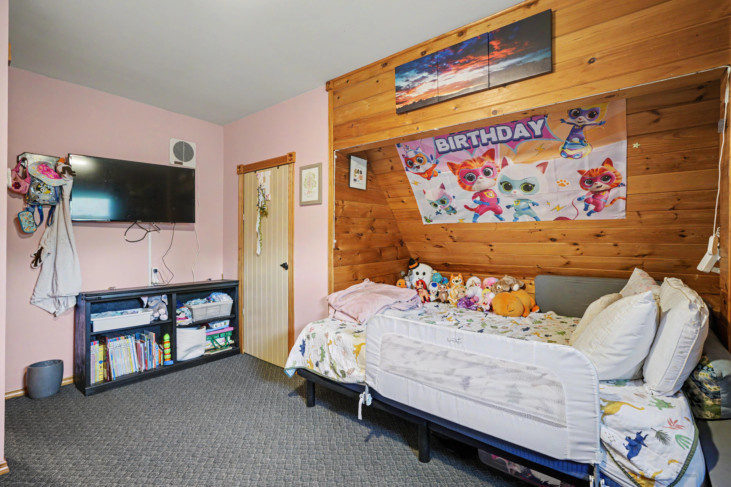1 Rounds Drive Peru NY 12972