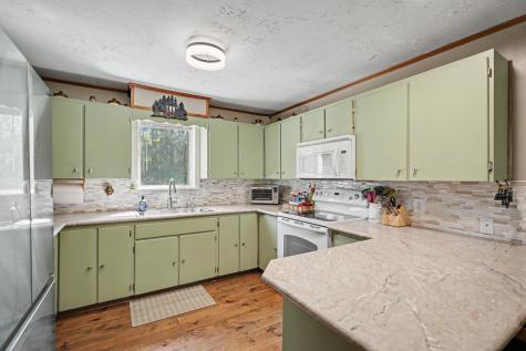 1 Rounds Drive Peru NY 12972