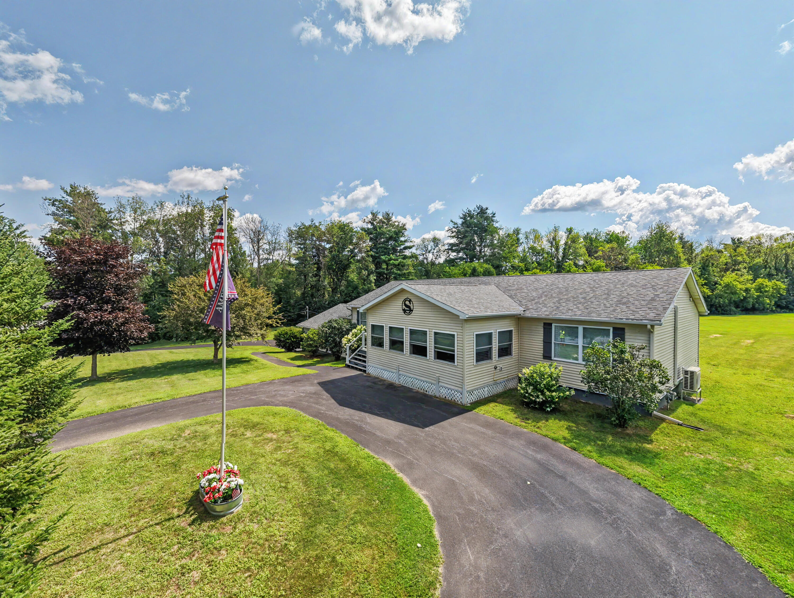 181 River Road Peru NY 12972