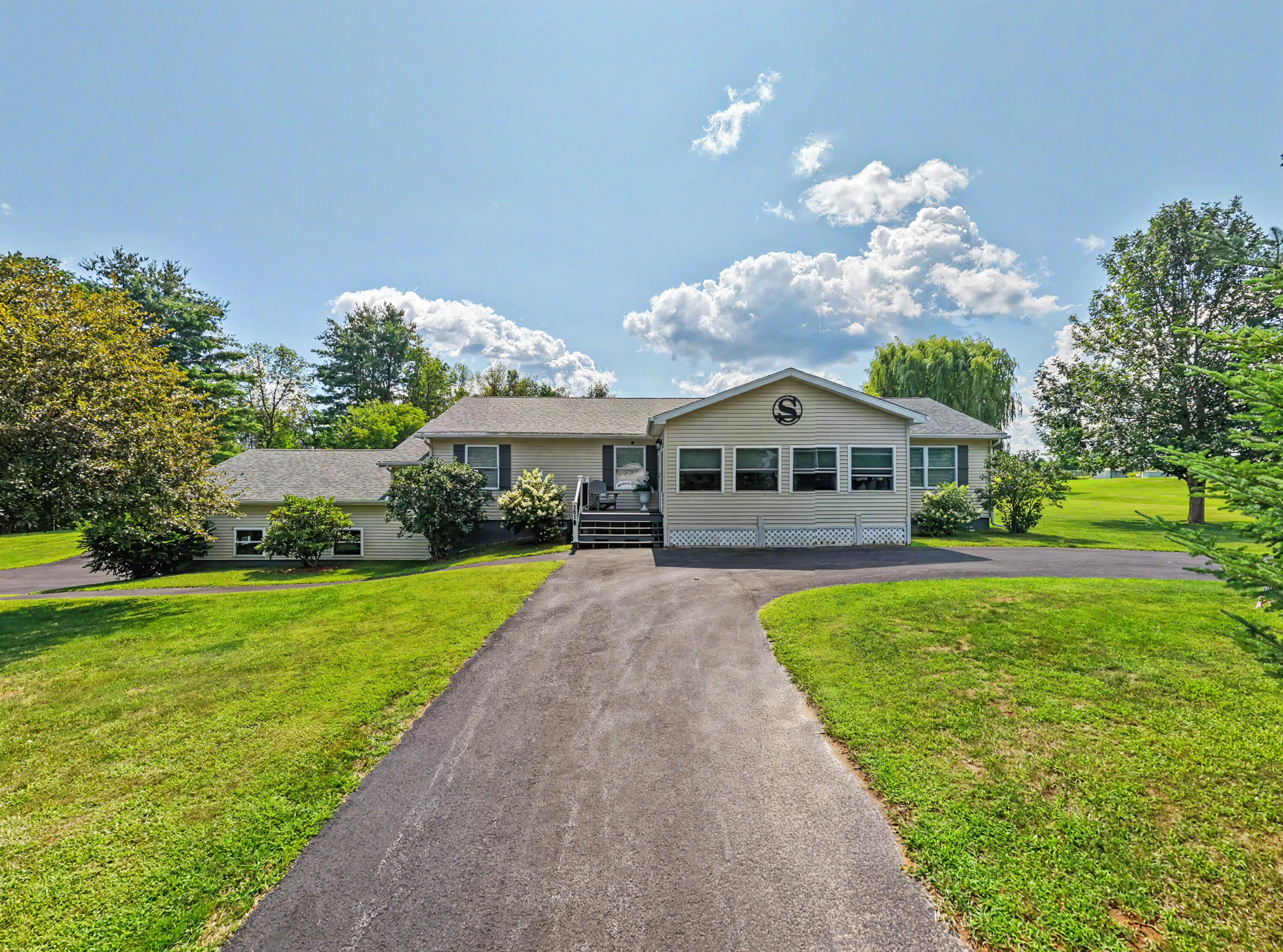 181 River Road Peru NY 12972