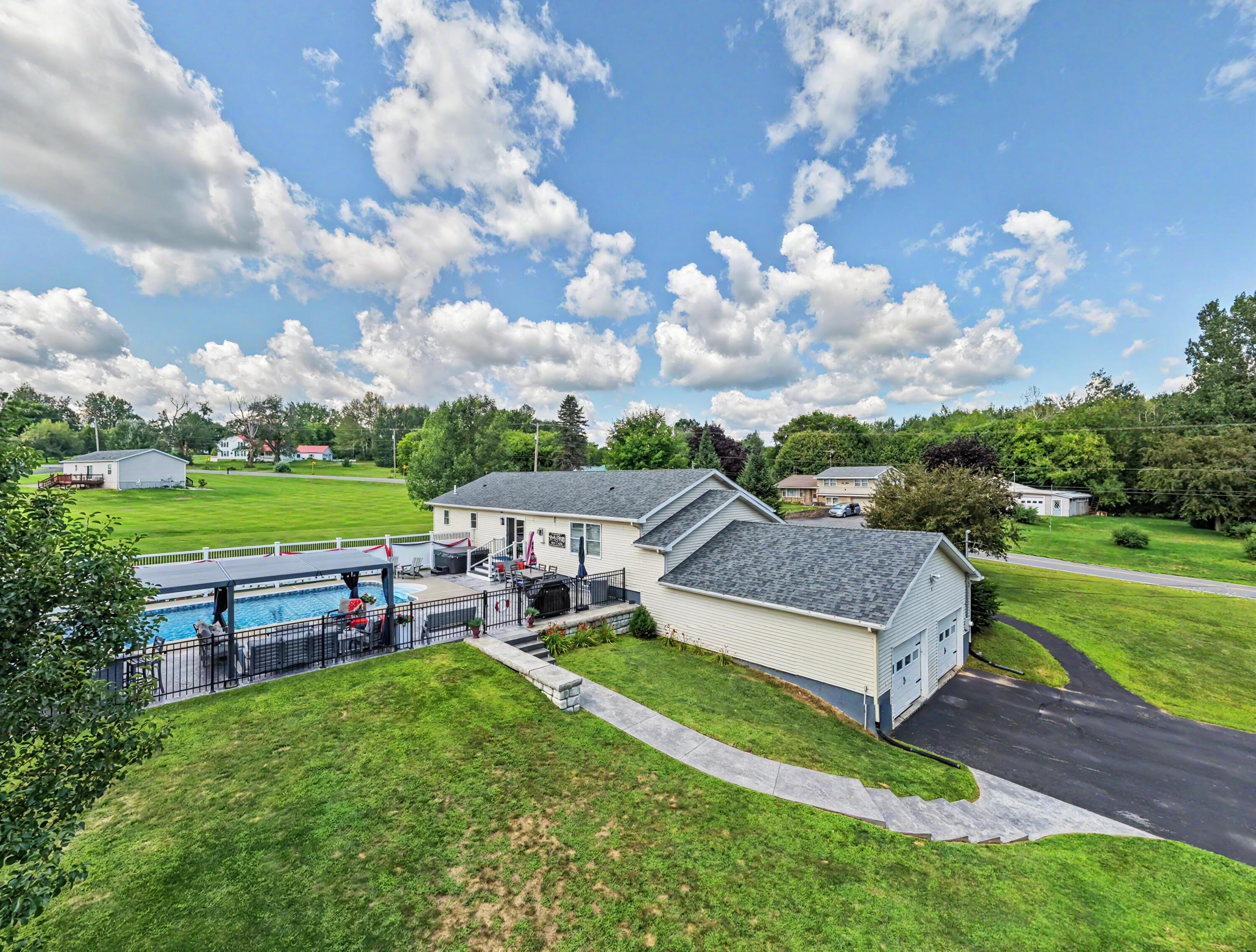 181 River Road Peru NY 12972