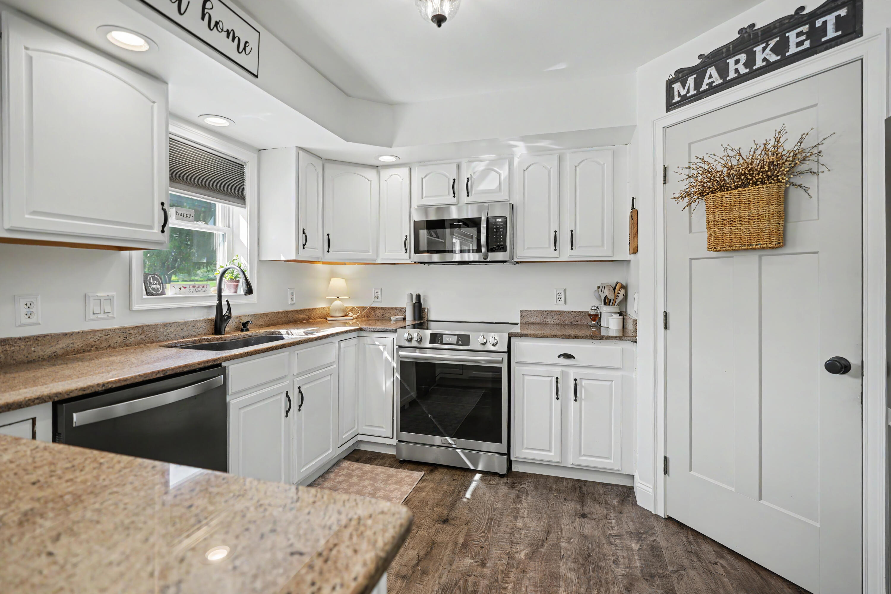 181 River Road Peru NY 12972