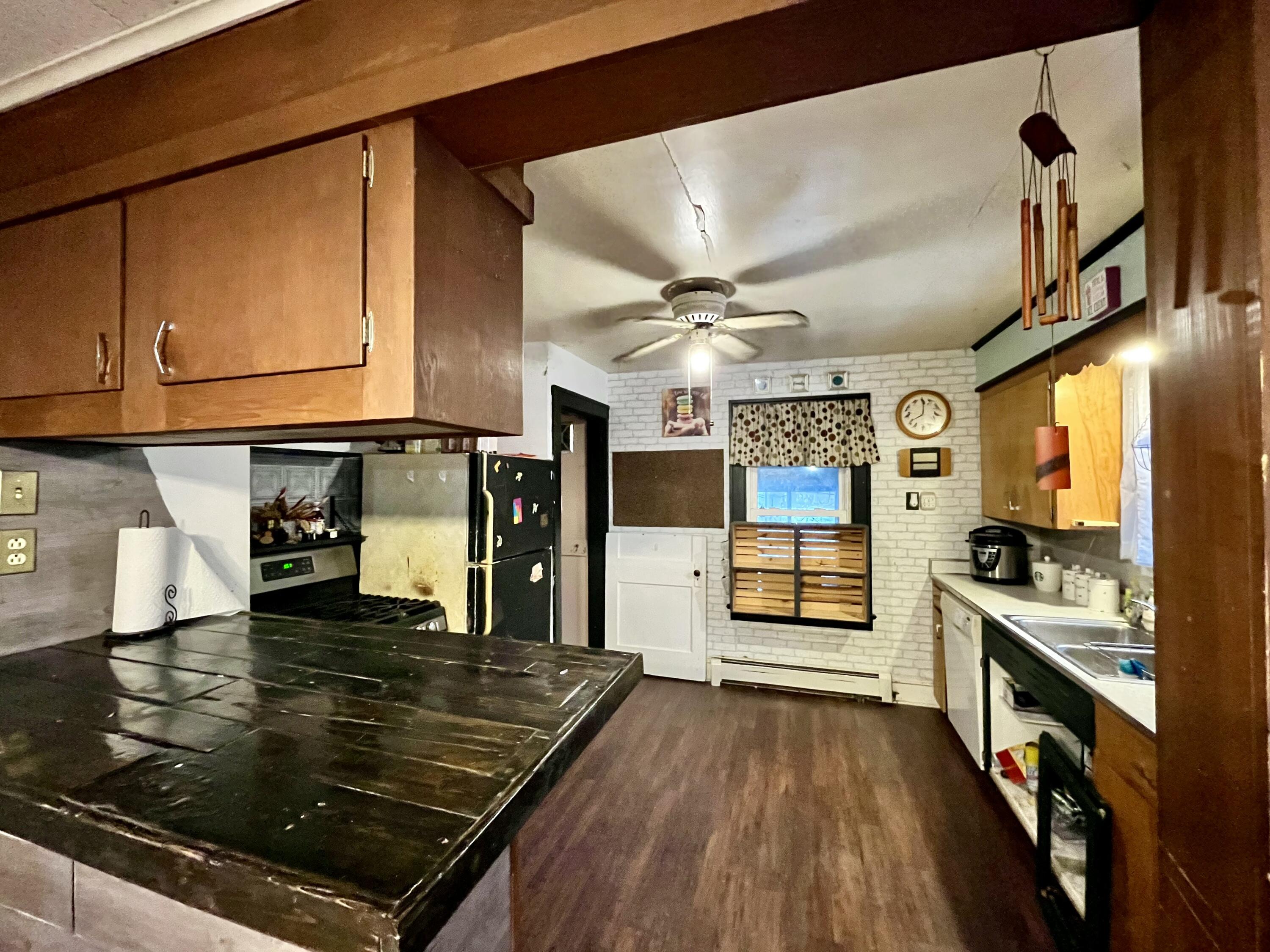 887 Ny-374 Cadyville NY 12918