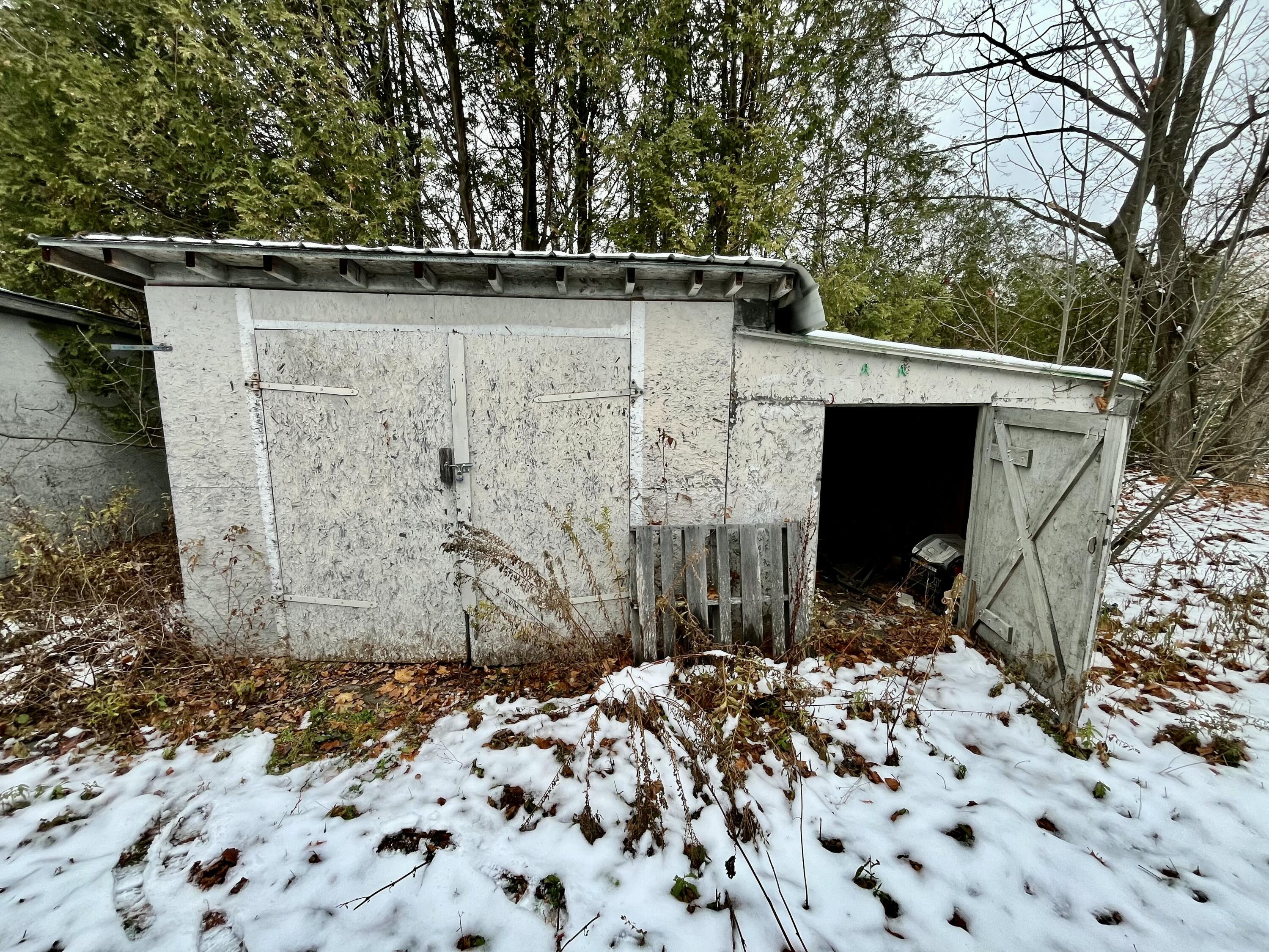 887 Ny-374 Cadyville NY 12918