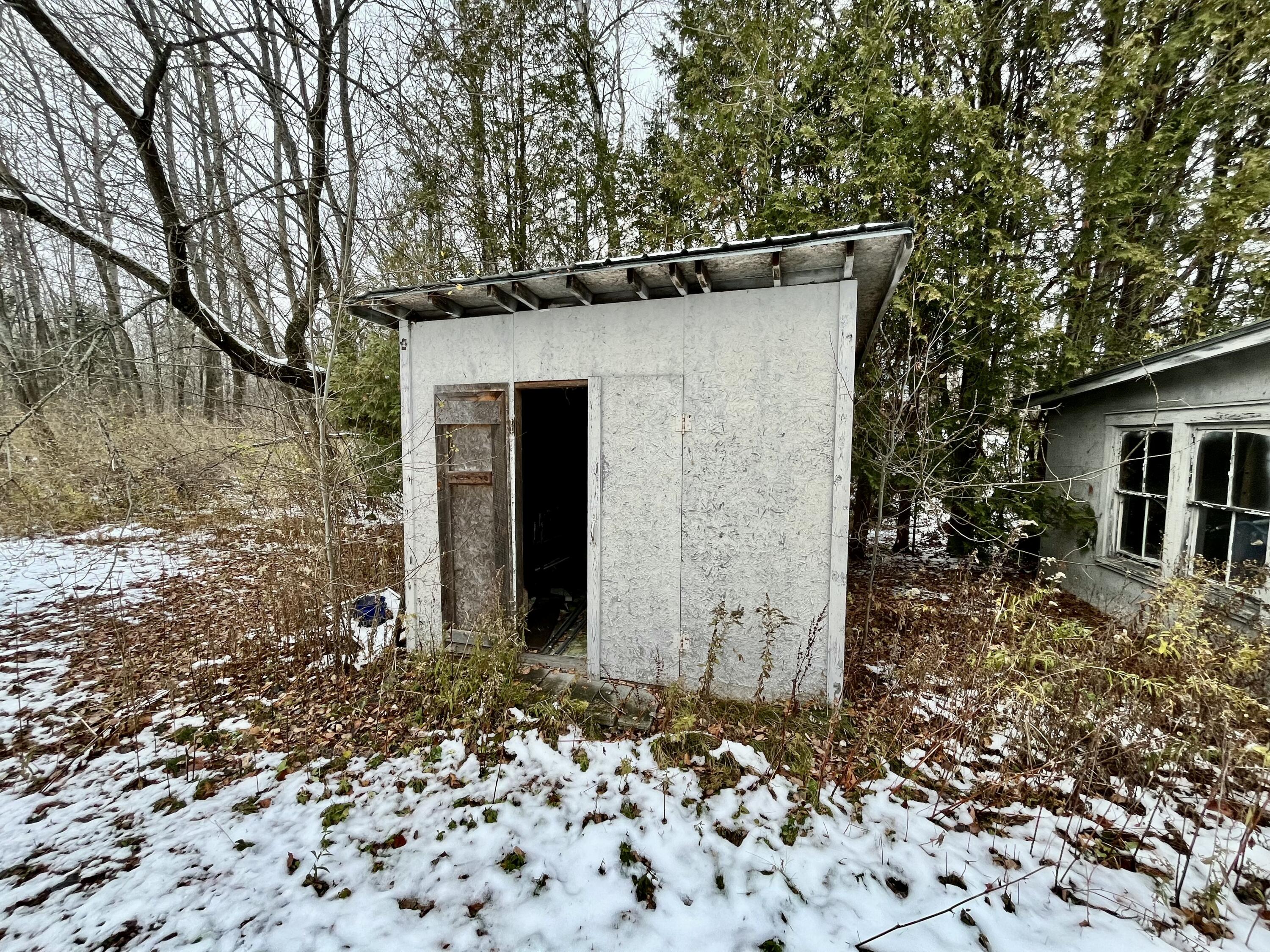 887 Ny-374 Cadyville NY 12918