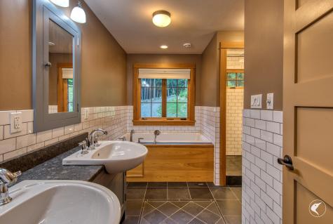 782 Bartlett Carry Road Saranac Lake NY 12983