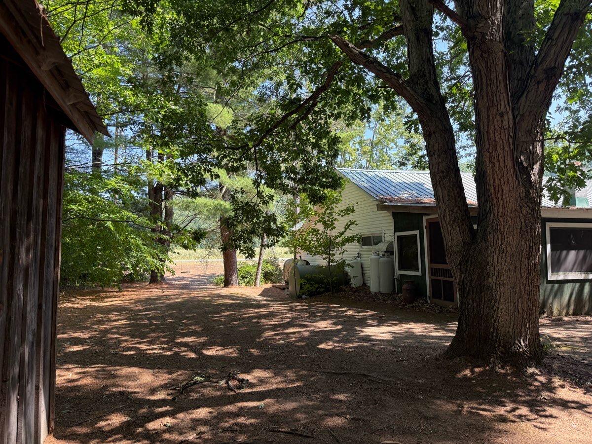 769 Clintonville Road Peru NY 12972