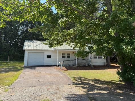 769 Clintonville Road Peru NY 12972