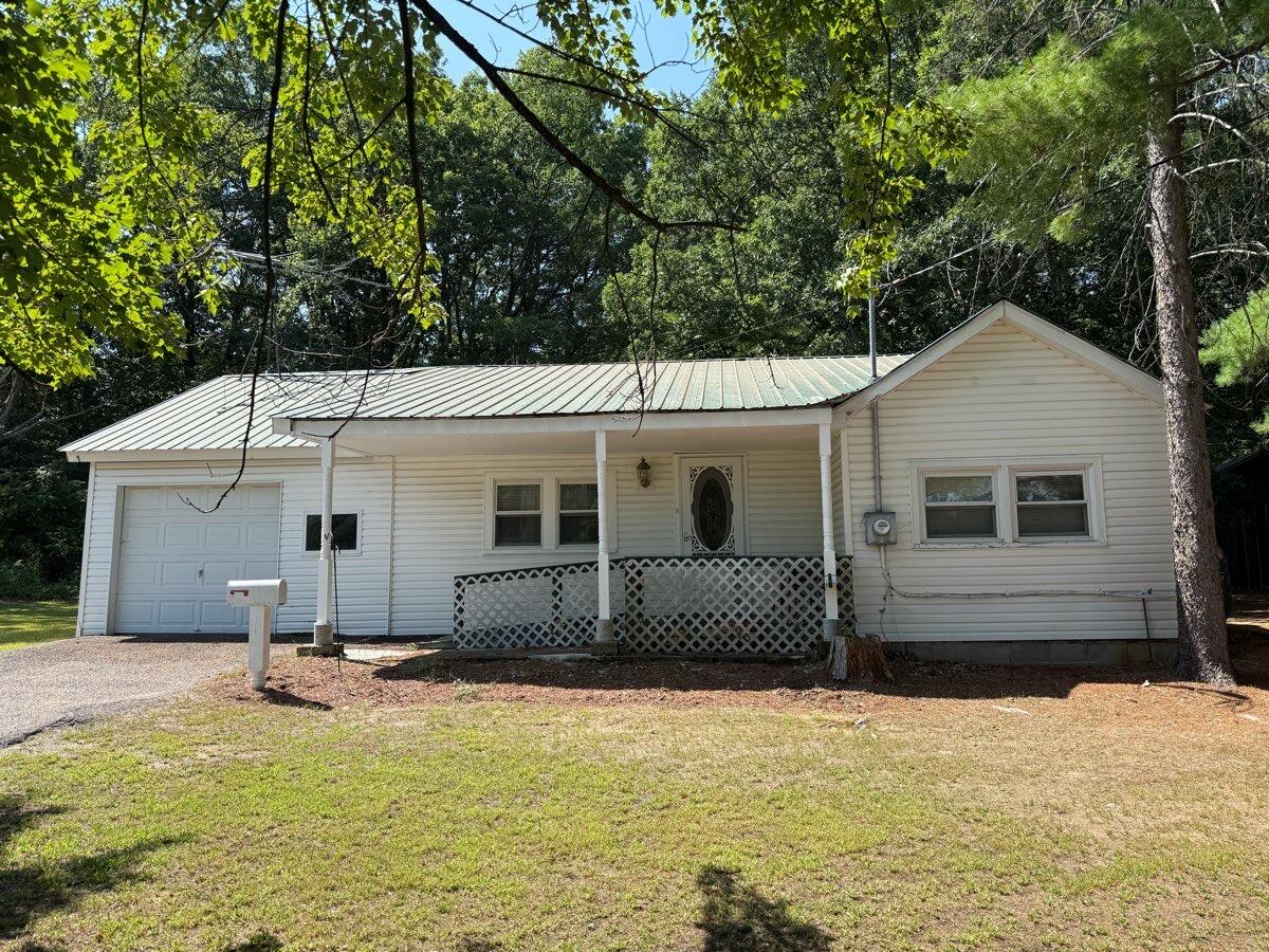 769 Clintonville Road Peru NY 12972