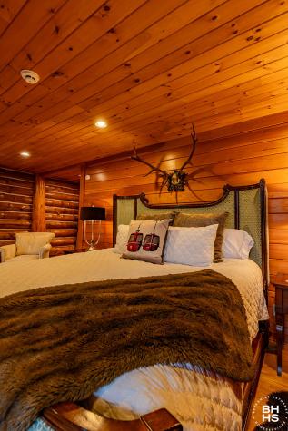 140 Peninsula Way Lake Placid NY 12946