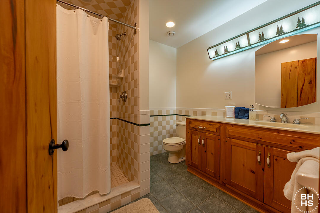 140 Peninsula Way Lake Placid NY 12946