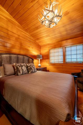 140 Peninsula Way Lake Placid NY 12946