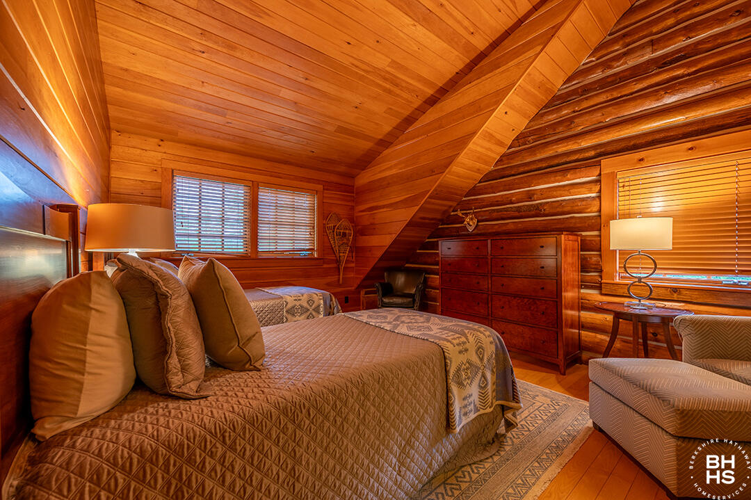 140 Peninsula Way Lake Placid NY 12946