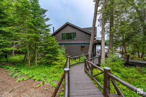 140 Peninsula Way Lake Placid NY 12946