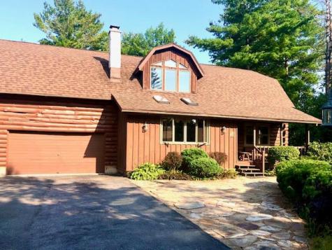 1 Rounds Drive Peru NY 12972