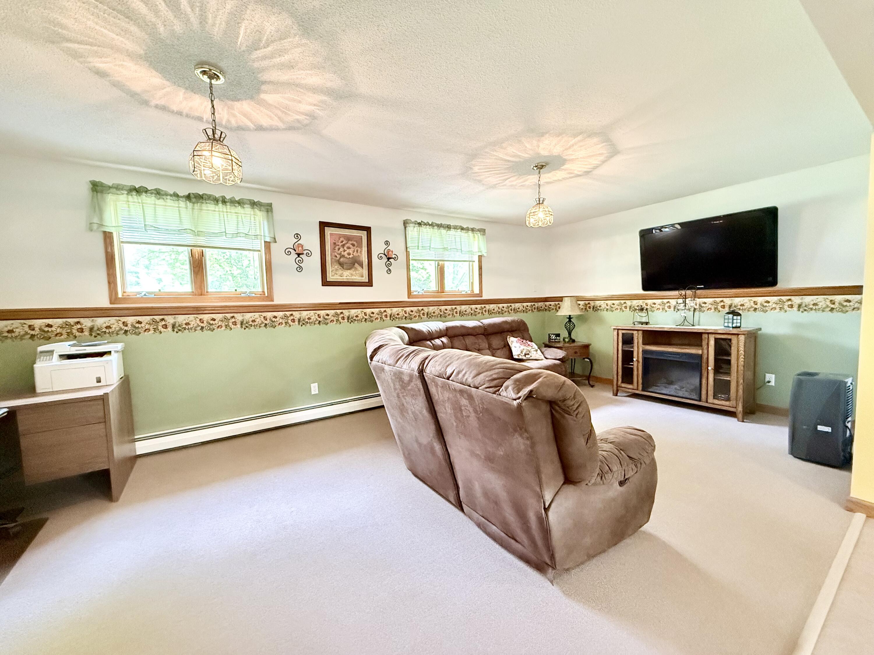 33 Garrand Road Mooers NY 12958