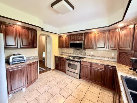 33 Garrand Road Mooers NY 12958