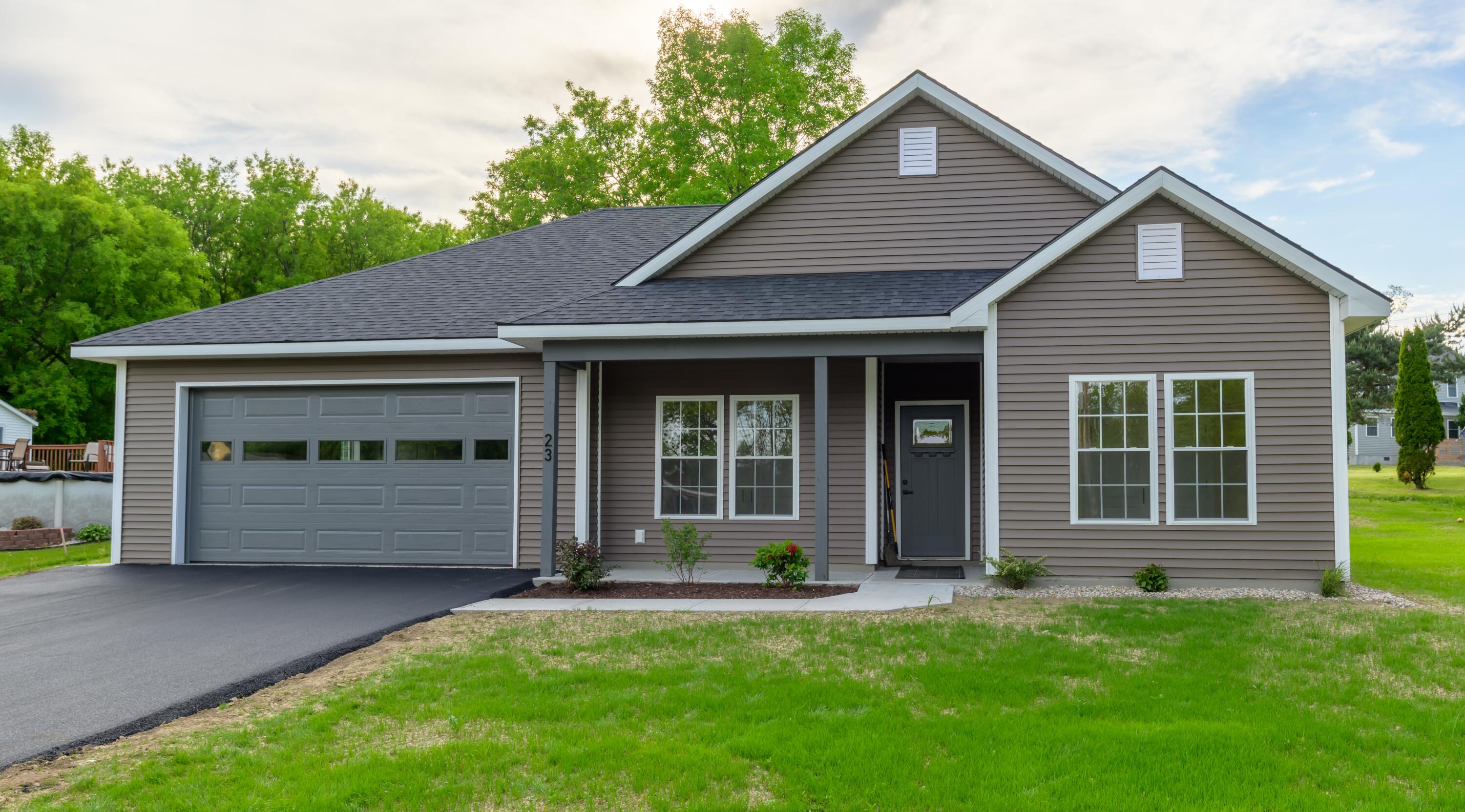 23 Sheila Avenue Plattsburgh NY 12901