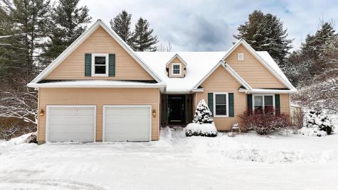 30 Summit Drive Peru NY 12972