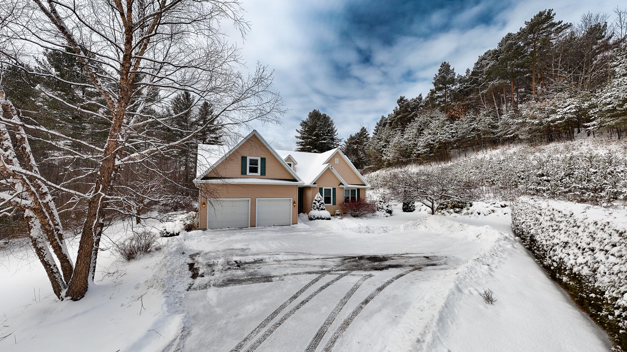 30 Summit Drive Peru NY 12972