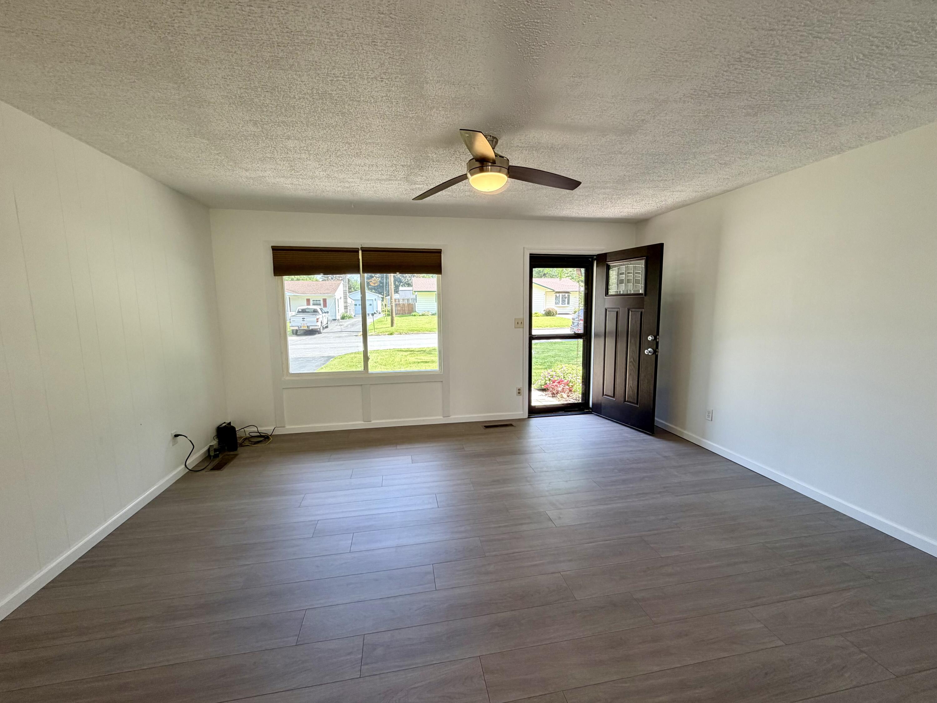 7 Genesee Lane Plattsburgh NY 12901
