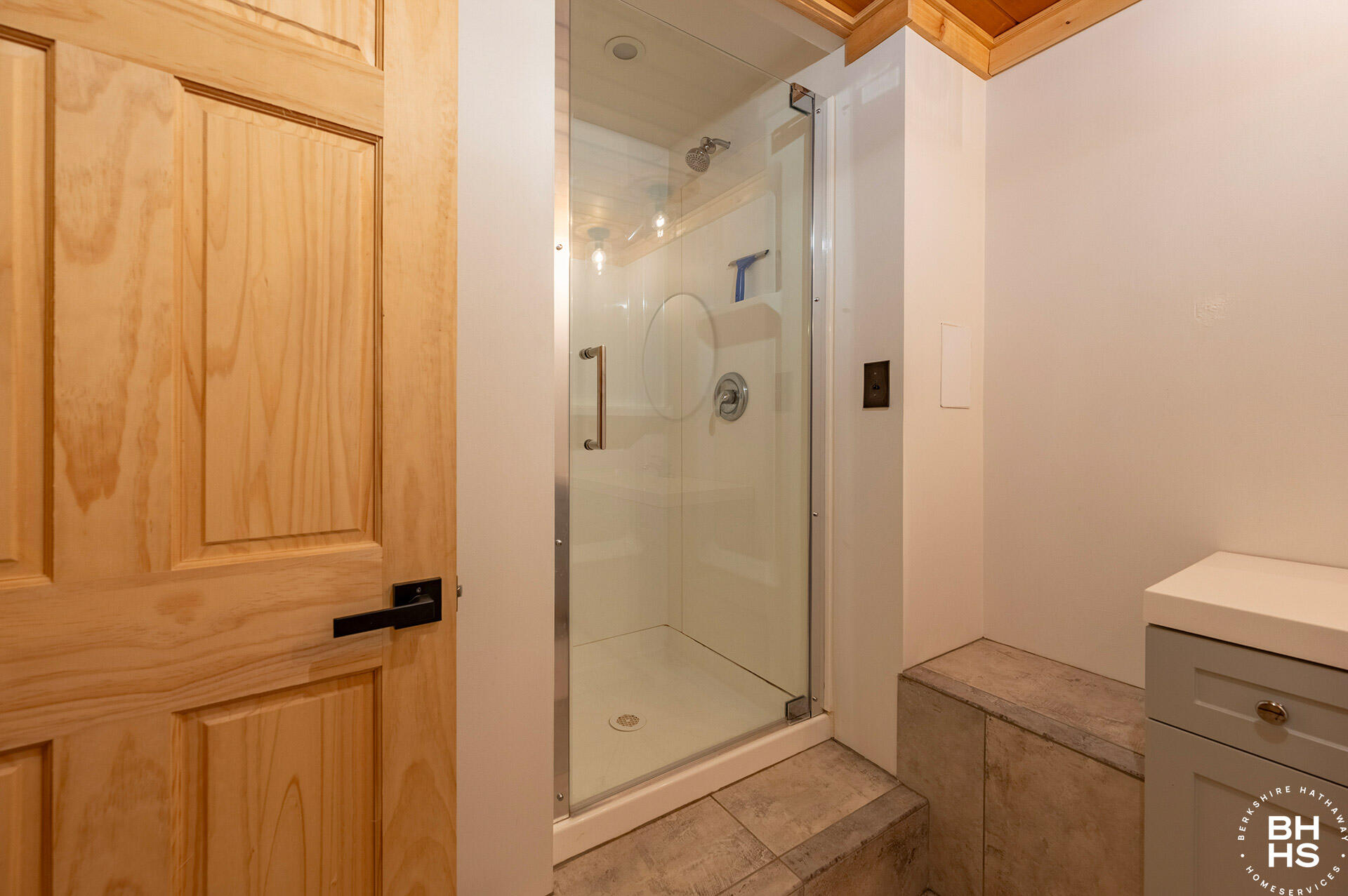 29 Algonquin Lane Jay NY 12941