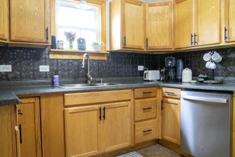 1022 Mason Street Morrisonville NY 12962