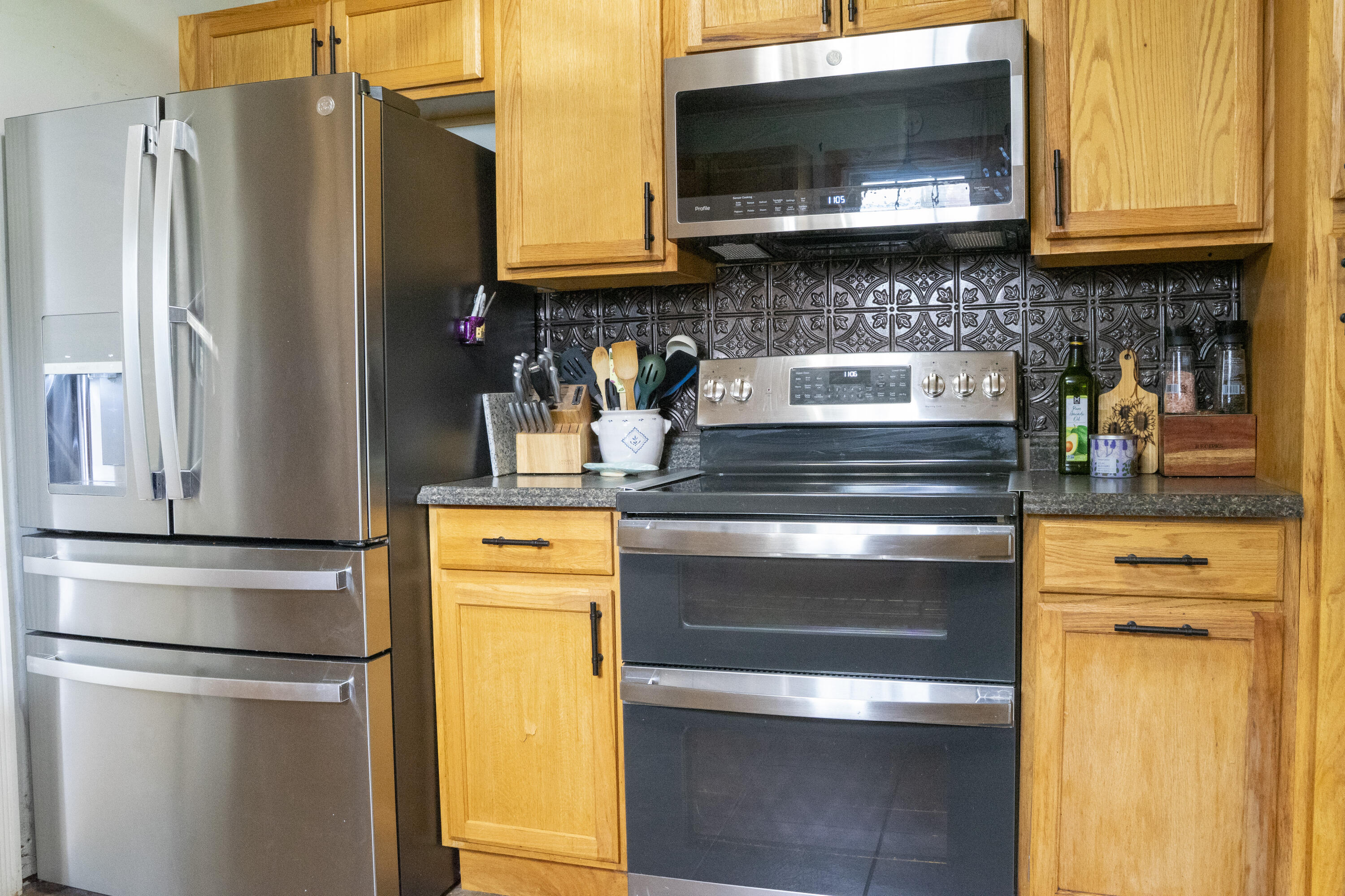 1022 Mason Street Morrisonville NY 12962