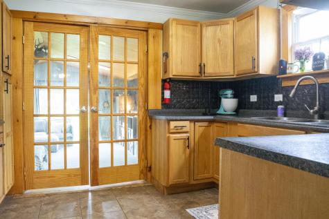 1022 Mason Street Morrisonville NY 12962