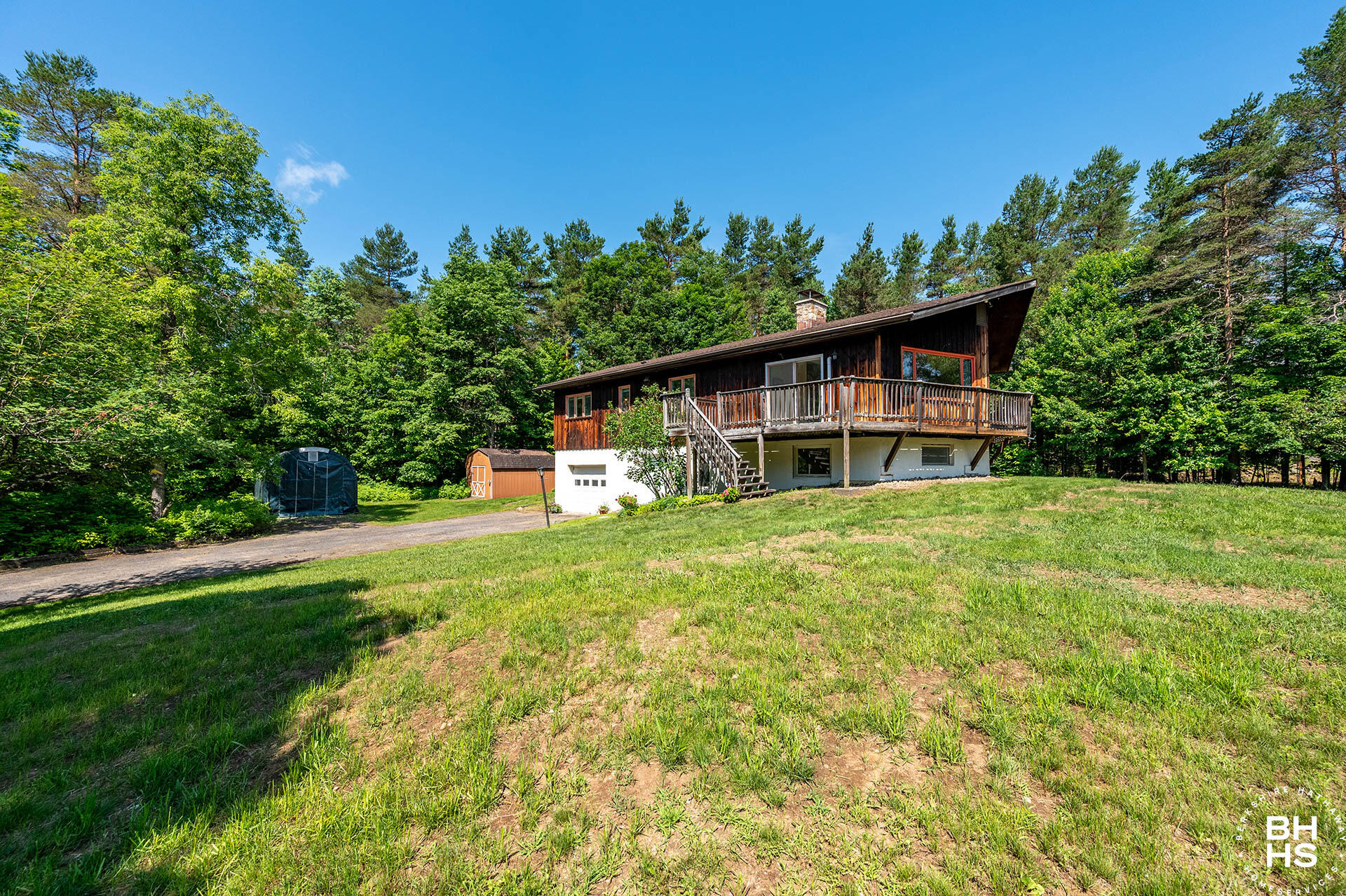 27 Patch Lane Lake Placid NY 12946