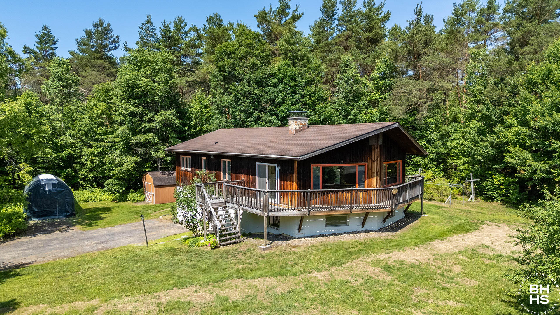 27 Patch Lane Lake Placid NY 12946