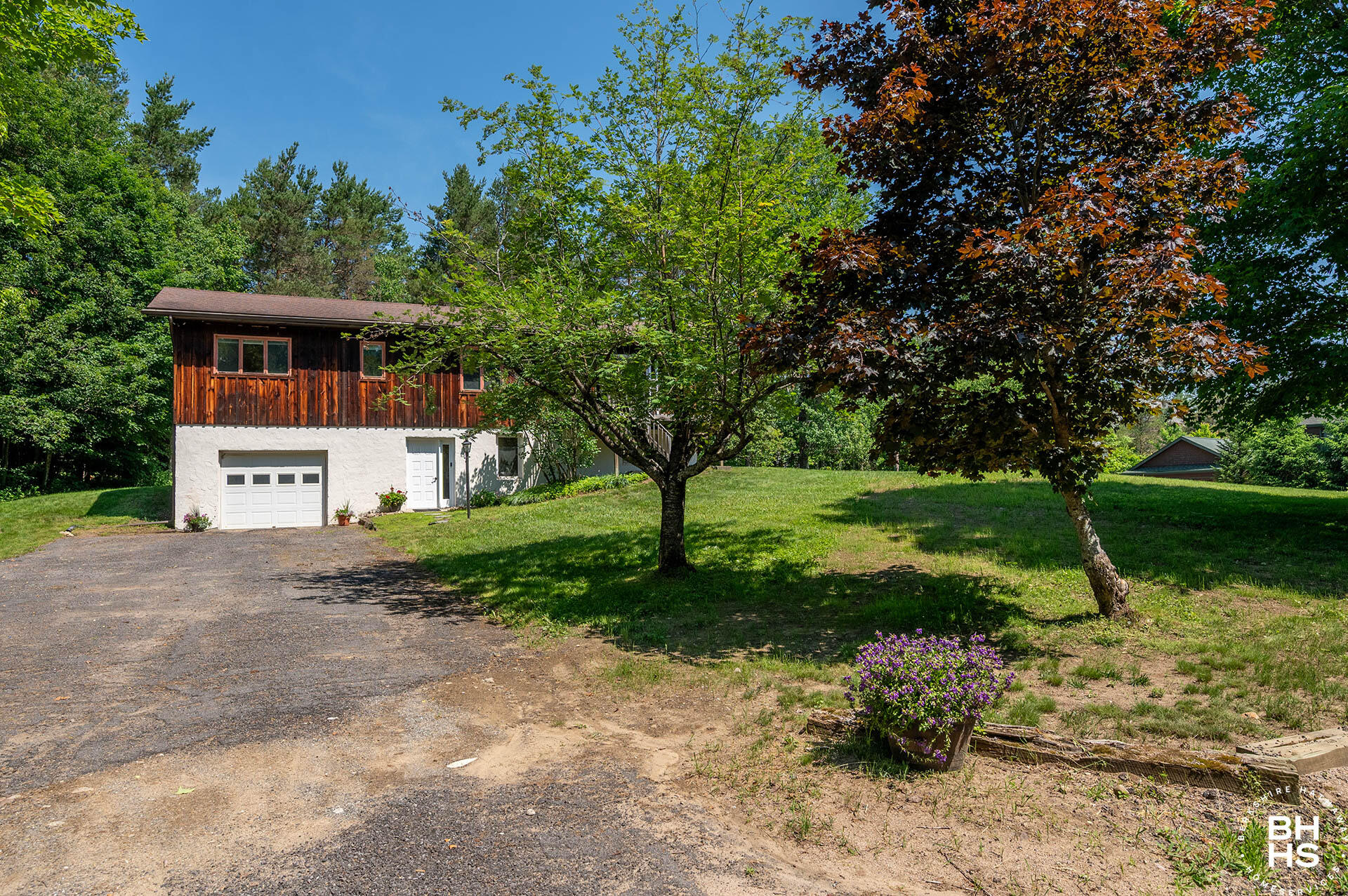 27 Patch Lane Lake Placid NY 12946