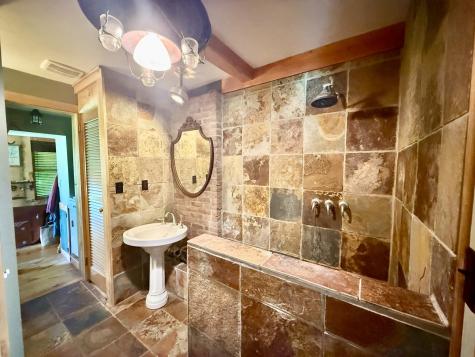 679 Telegraph Road Peru NY 12972