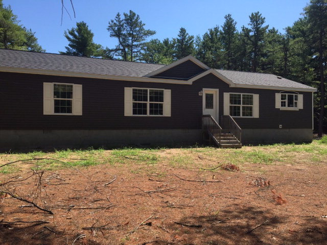 9 Ouellette Circle Keeseville NY 12944