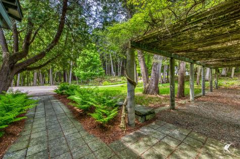 127 Barber Lane Westport NY 12993