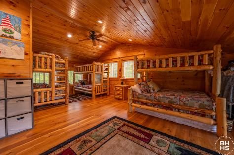 163 Mountain View Lane Wilmington NY 12997
