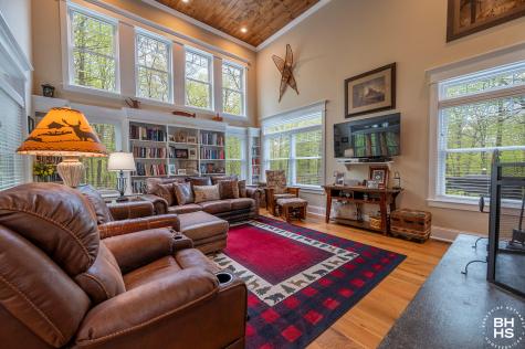 163 Mountain View Lane Wilmington NY 12997