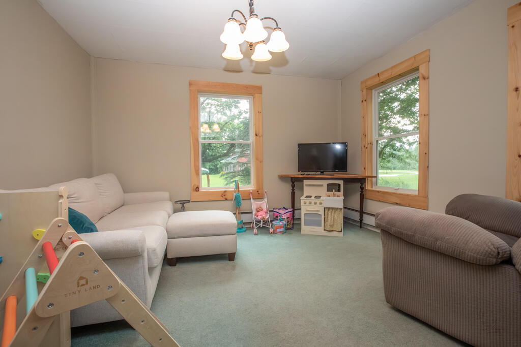 606 Lamberton Road Mooers Forks NY 12959