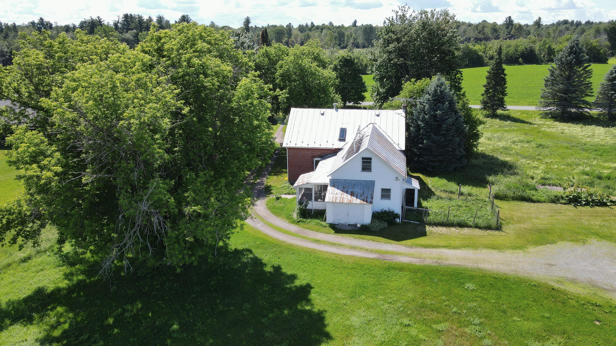 606 Lamberton Road Mooers Forks NY 12959