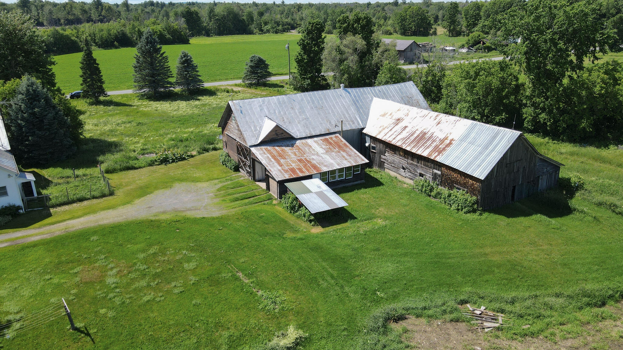 606 Lamberton Road Mooers Forks NY 12959