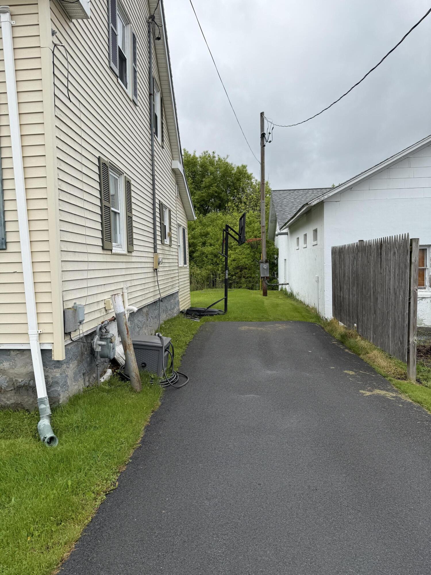 39 Spruce Street Champlain NY 12919