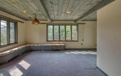 33 Evans Lane Lake Placid NY 12946