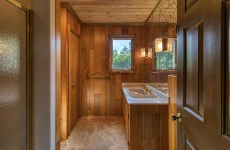 33 Evans Lane Lake Placid NY 12946